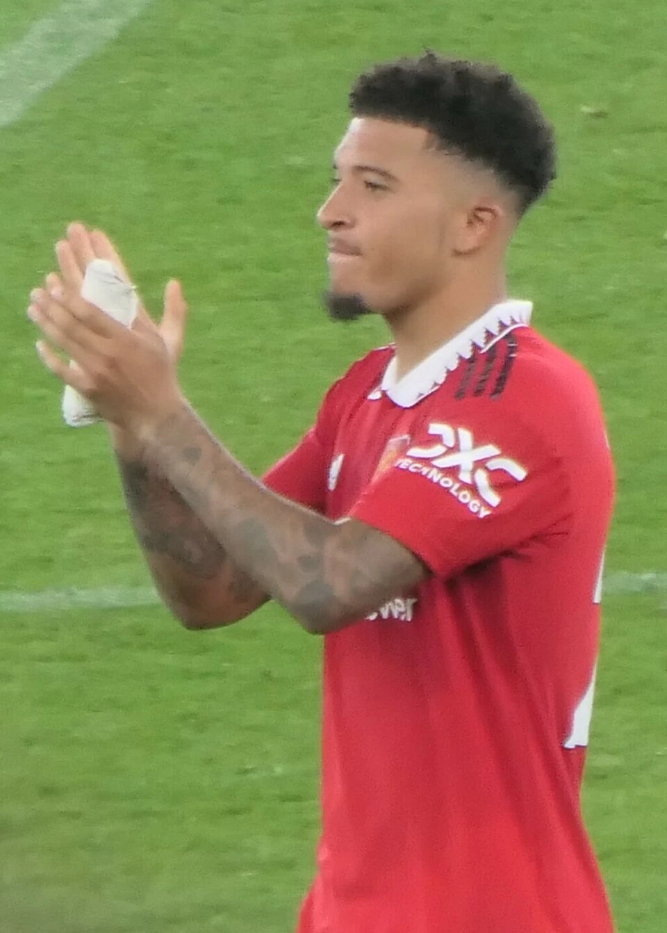 Jadon Sancho Net Worth: Estimate, Salary, and Earnings Breakdown