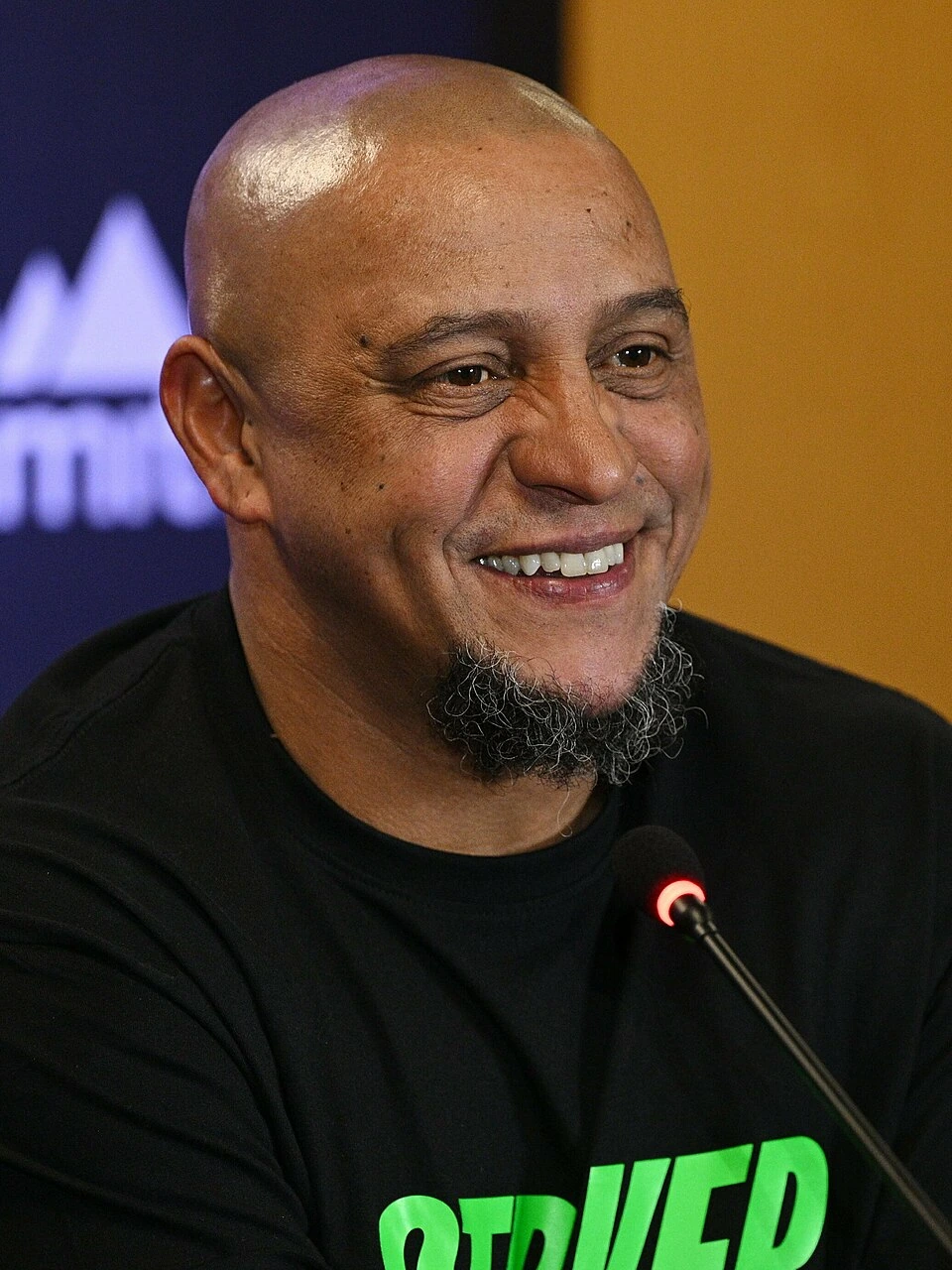 Roberto Carlos Footballer Net Worth: Estimate, Sources, Breakdown