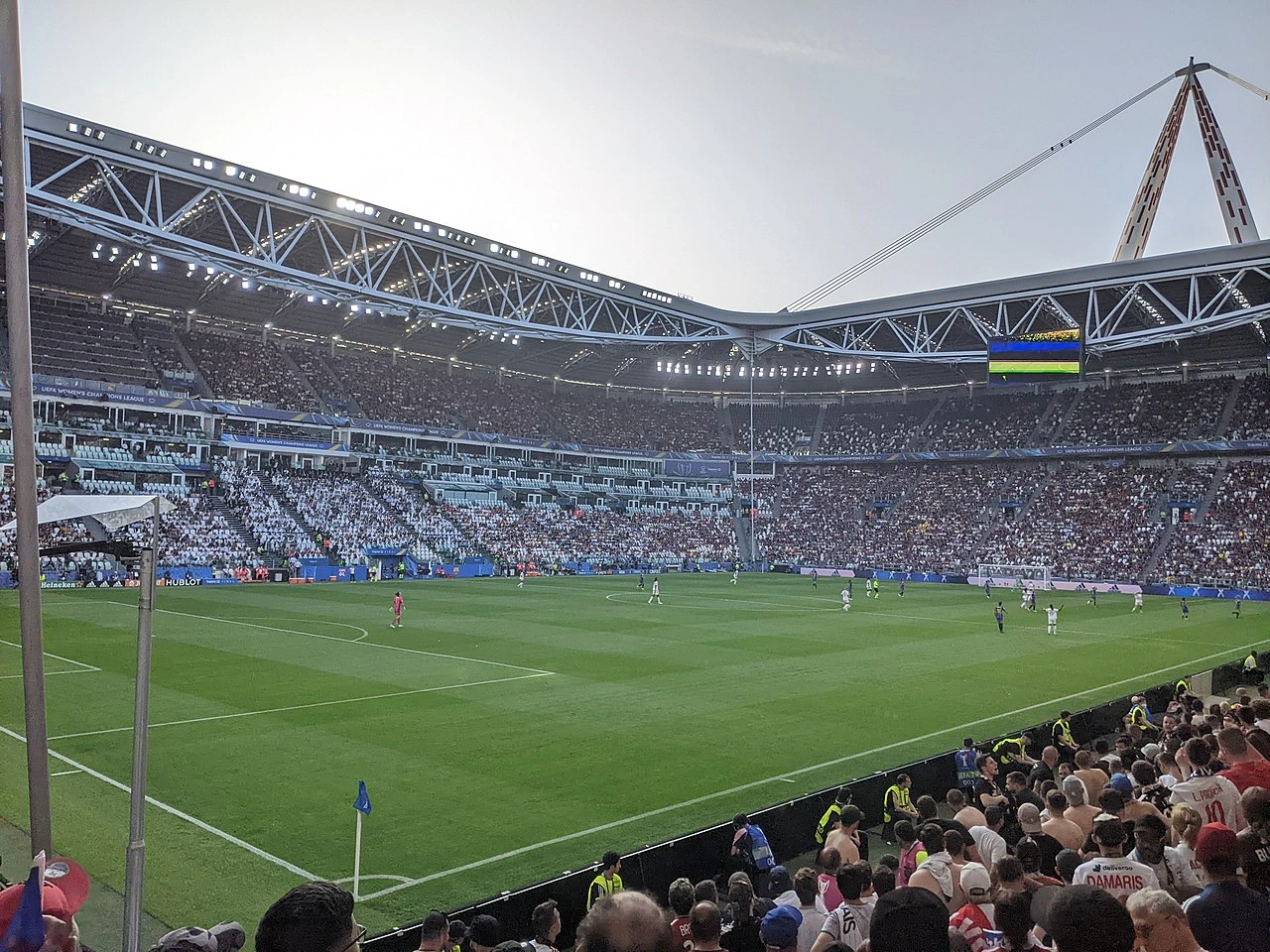Juventus Net Worth: Club Valuation vs Owner Wealth